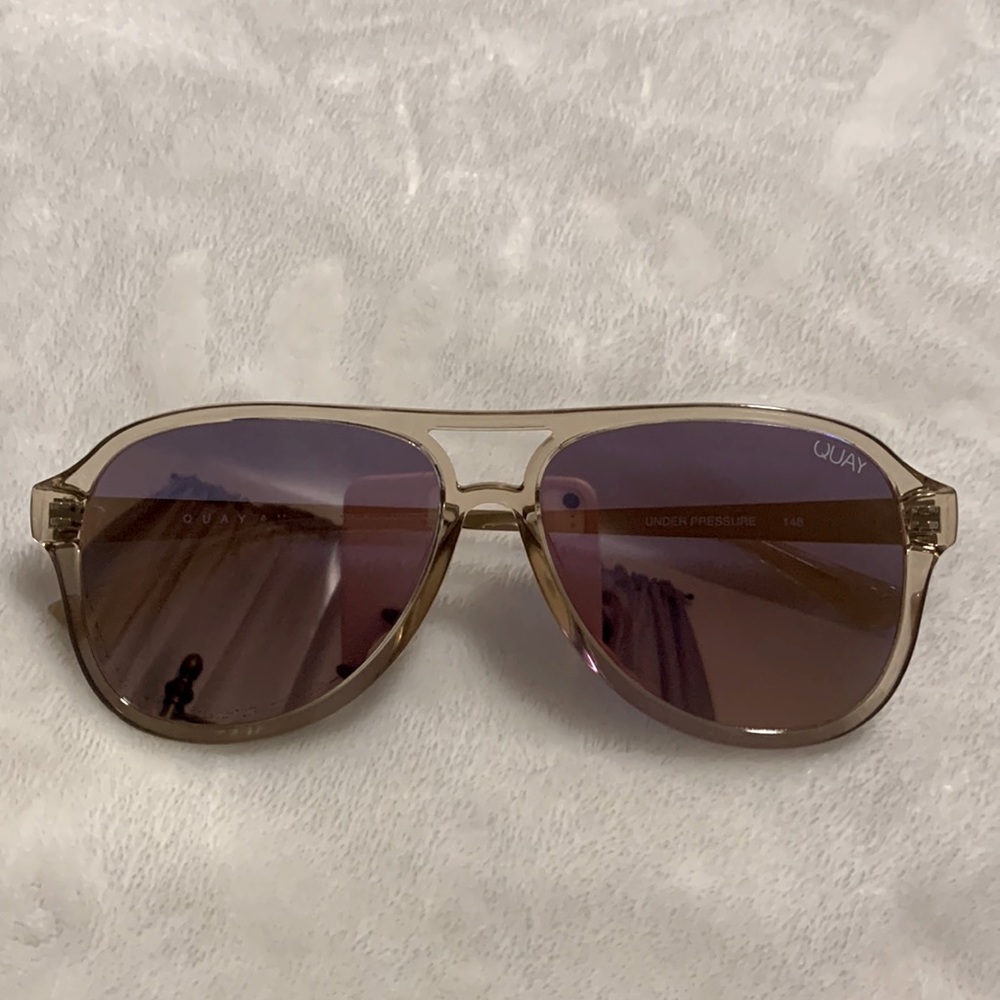 Quay glasses